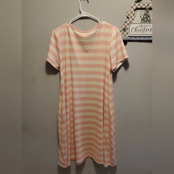 LuLaRoe Peach and Cream Striped Top - Picture 4 of 4